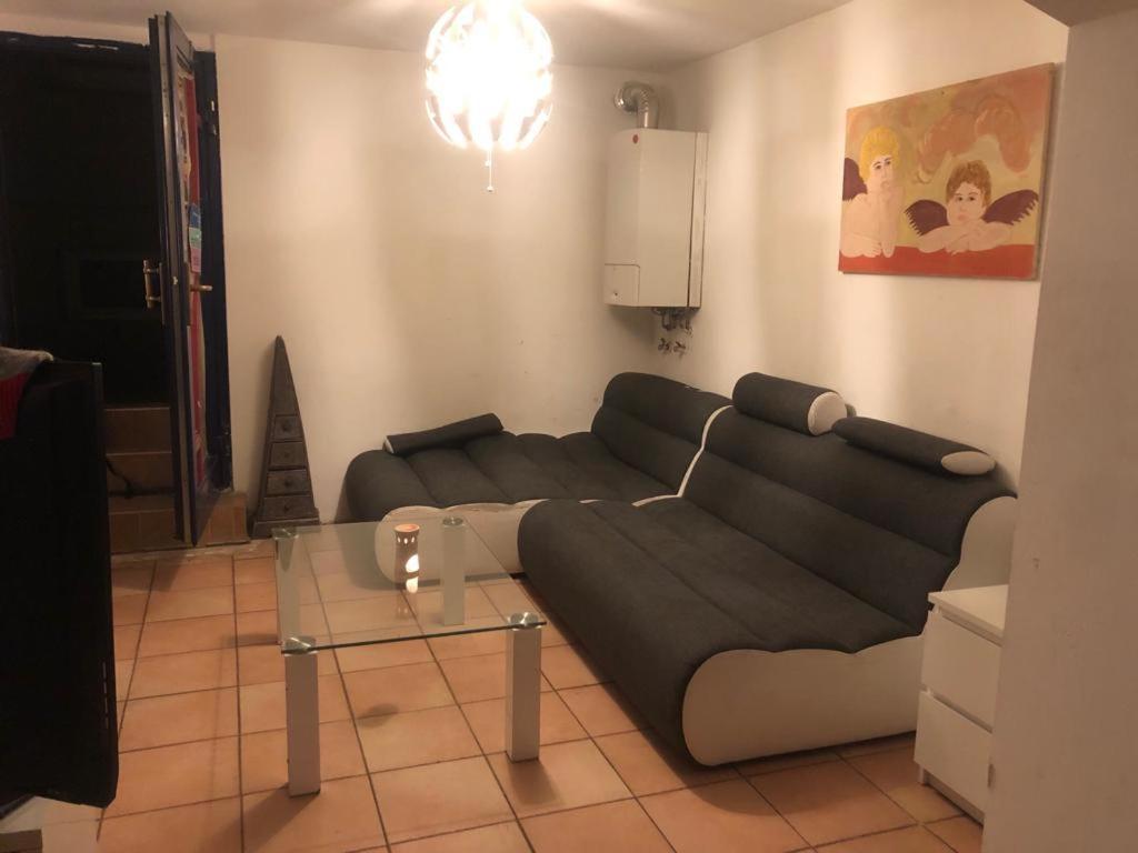Cozy Souterrain Im Westen Stuttgarts Apartment *